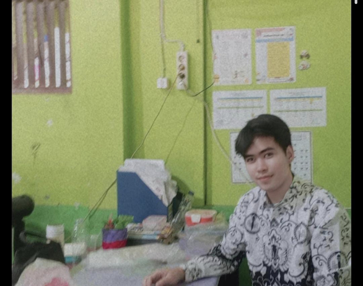 Achmad Kurniawan, S.Pd